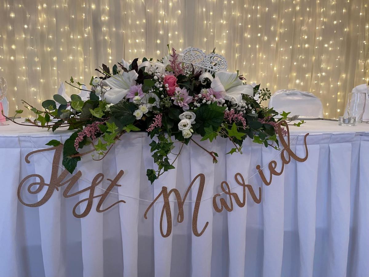 Grand Hotel Moate Luaran gambar