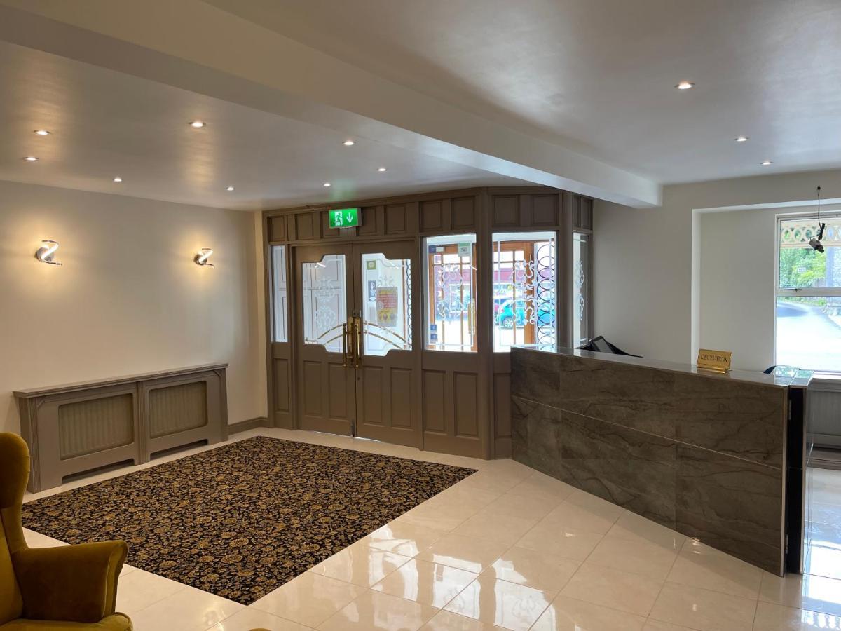 Grand Hotel Moate Luaran gambar