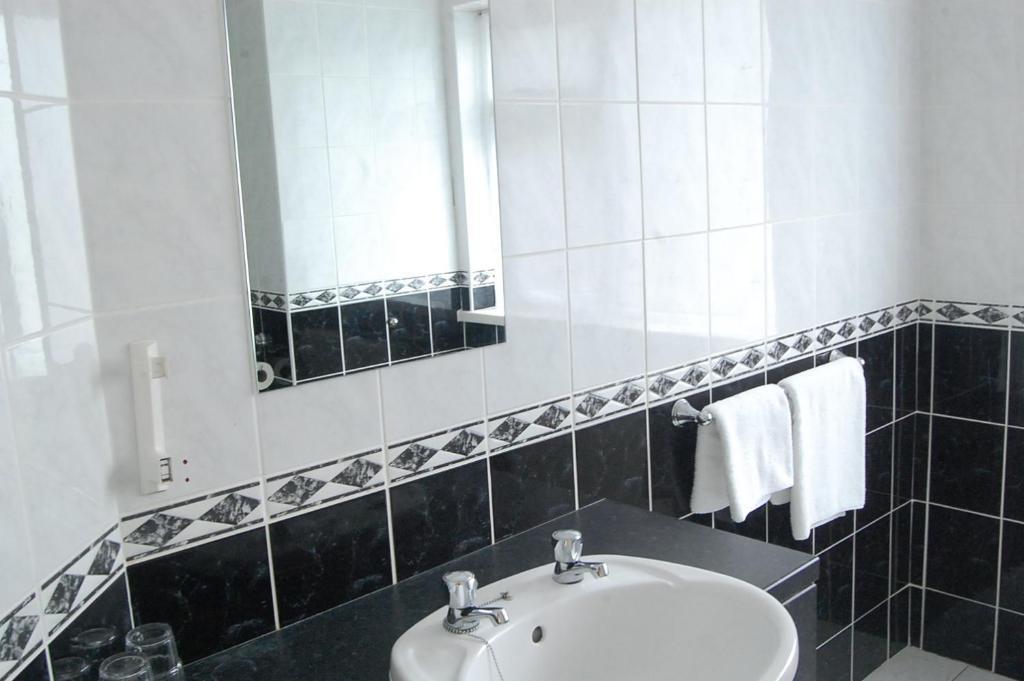 Grand Hotel Moate Bilik gambar